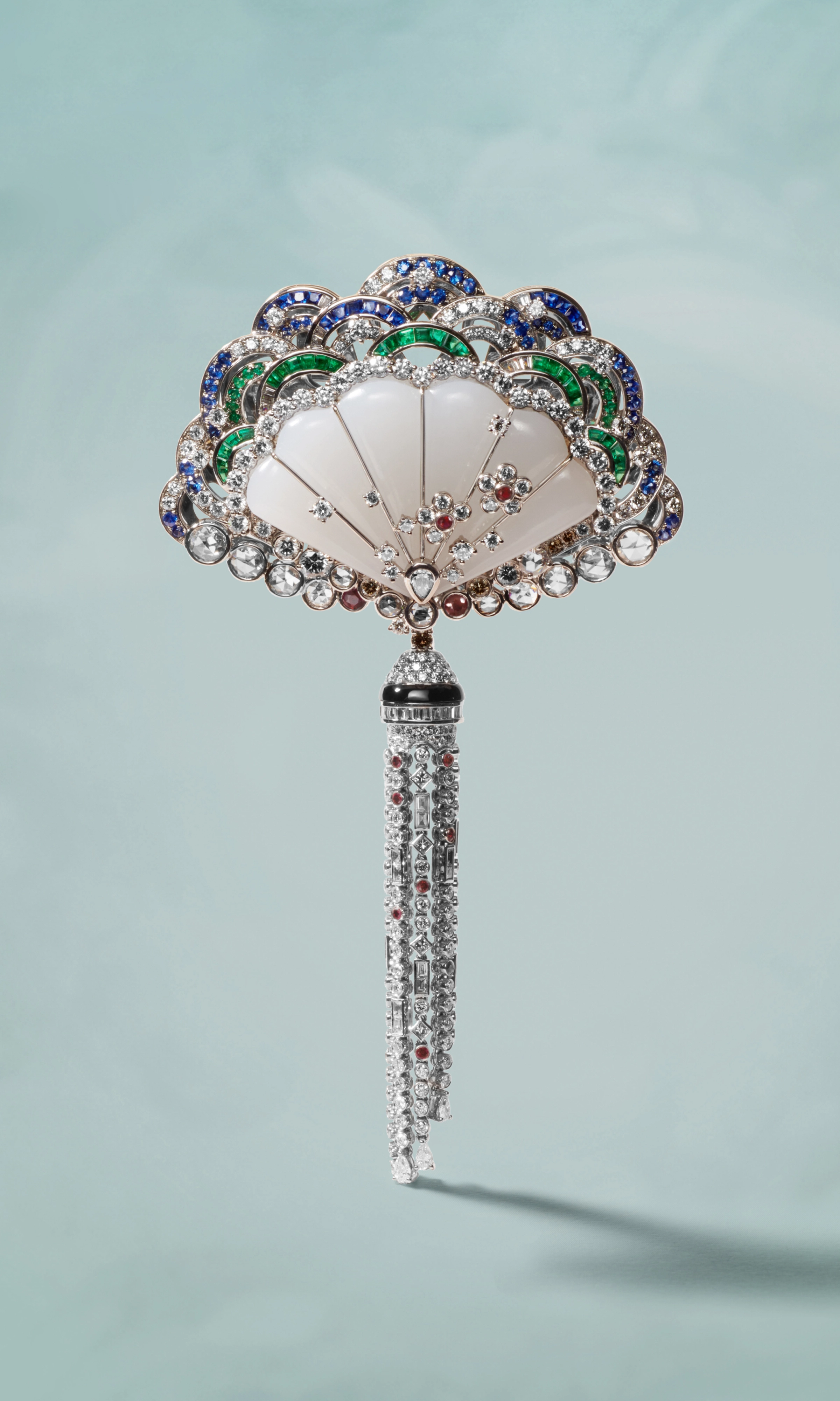 Debuted the National Grace, Ascending<br>Dragon, and Floriography of the East jewelry collections,  - 图片1